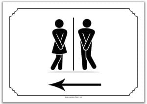 Ein schwarz-weißes Turnier | WC rechts (Kopie)-Schild mit einem Mann und einer Frau, die nebeneinander stehen.